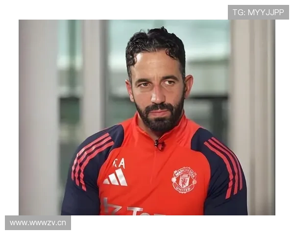 阿莫林:欧联杯胜利远不够回报球迷 他们可以为决赛游到现场